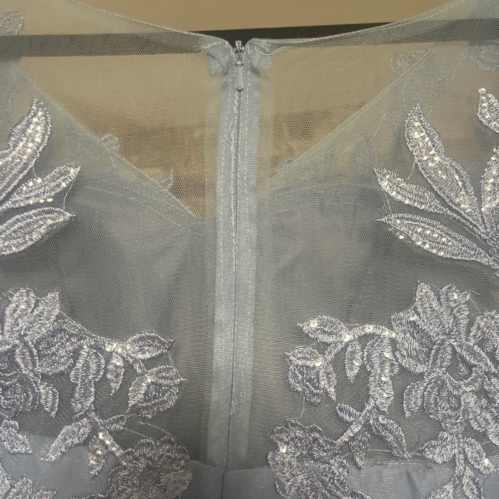 NWT Elegant Lace Overlay Blue Formal Dress - Picture 7 of 10